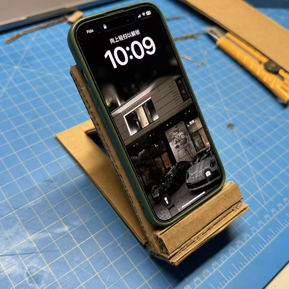 The angle shows the phone stand at the front of when users using the phone stand to look at their phone.